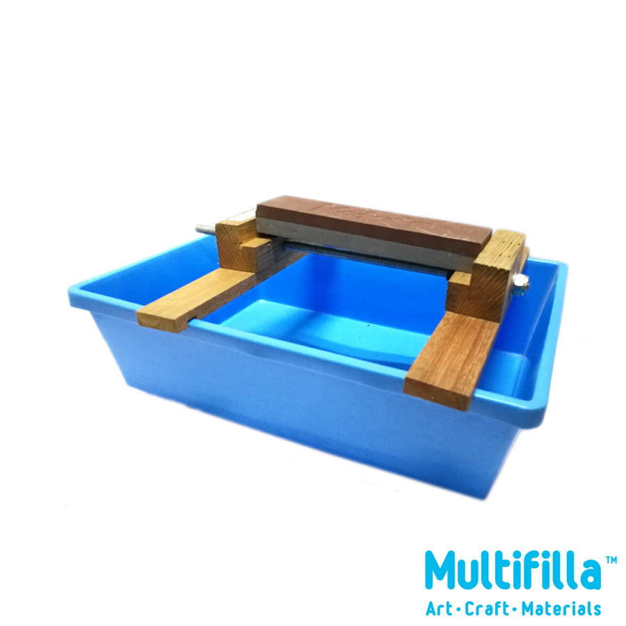 multifilla-whestone-sharpening-station-display-3